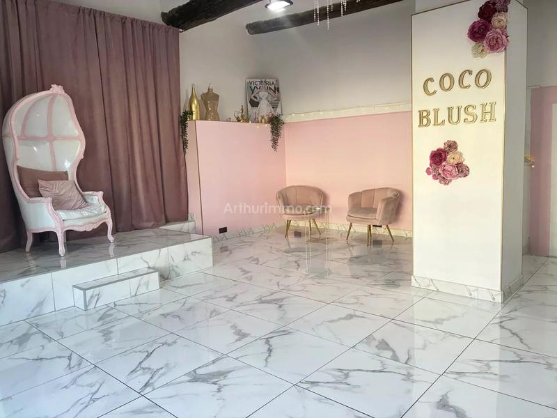 Bureau - 80 m² - 4 pièces