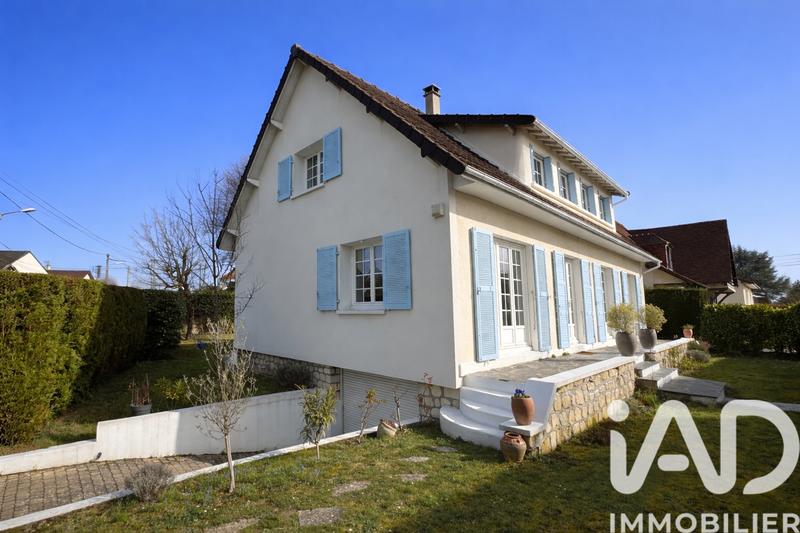 Maison - 175 m² - 8 pièces
