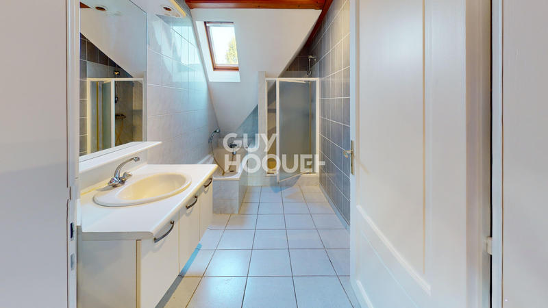 Maison - 193 m² - 3 pièces