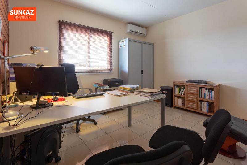 Local commercial - 66 m² - 1 pièce