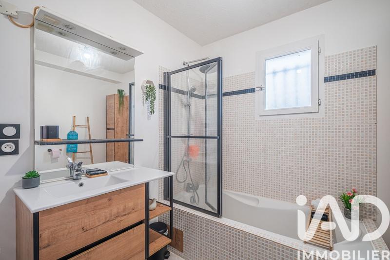 Maison - 166 m² - 6 pièces