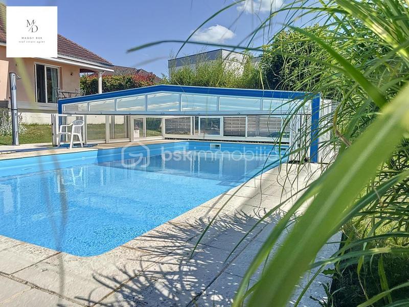 Maison d'architecte - 178 m² - 8 pièces