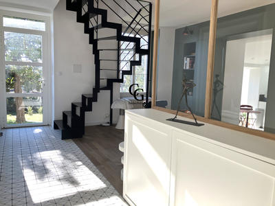 Maison - 180 m² - 8 pièces