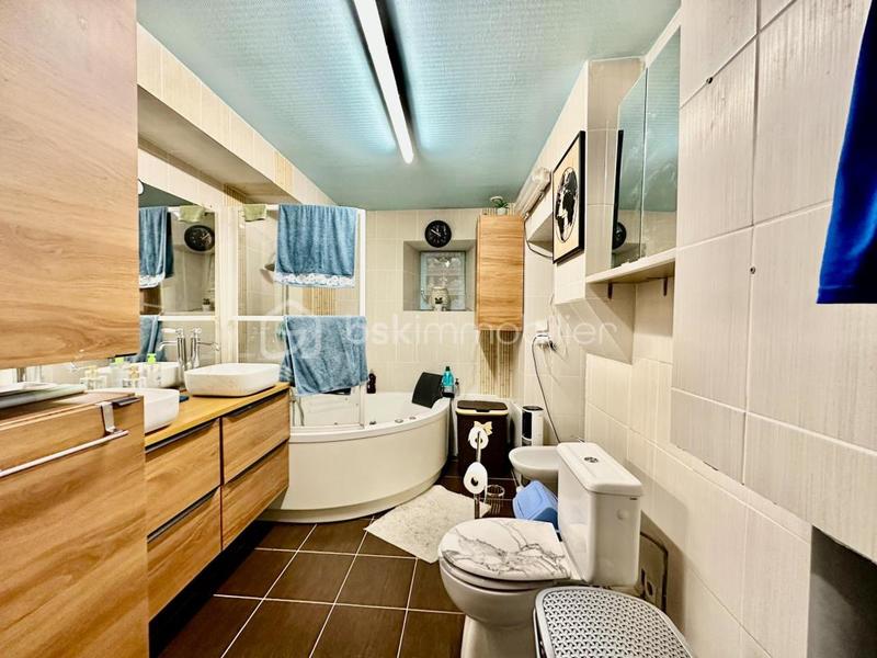 Maison ancienne - 200 m² - 9 pièces