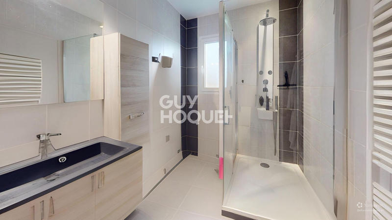 Maison - 157 m² - 6 pièces