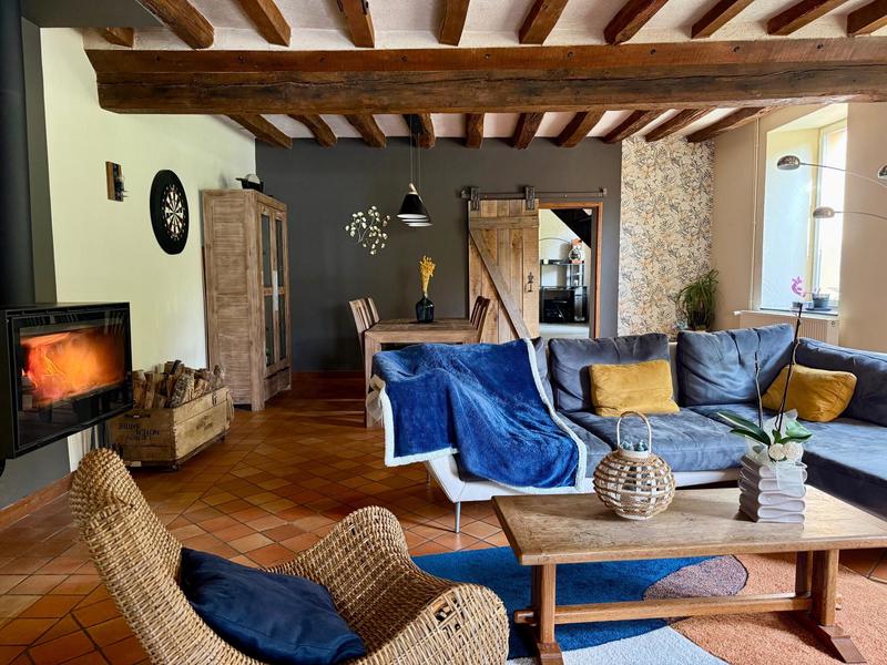 Maison - 203 m² - 6 pièces