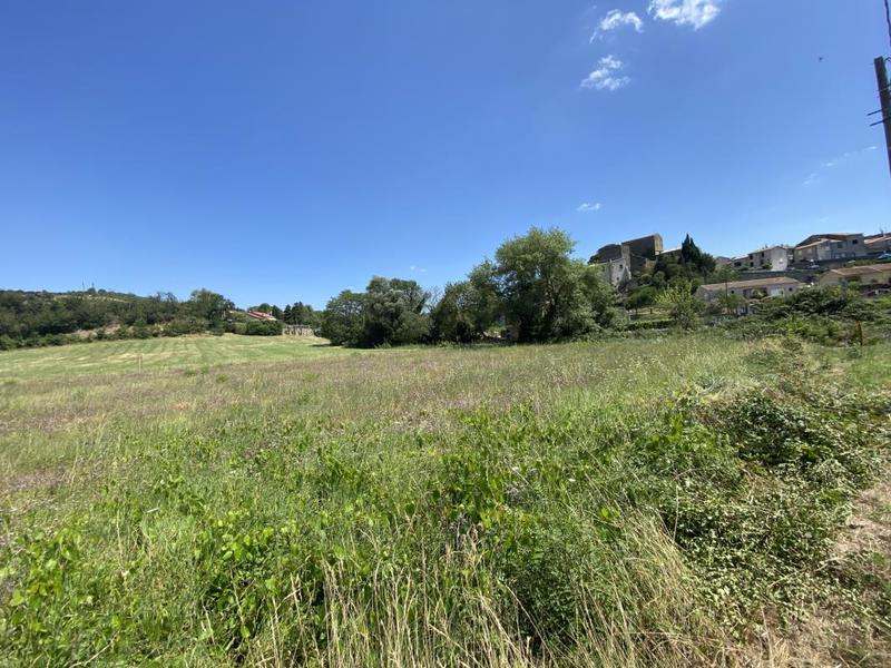 Terrain constructible - 1 418 m²