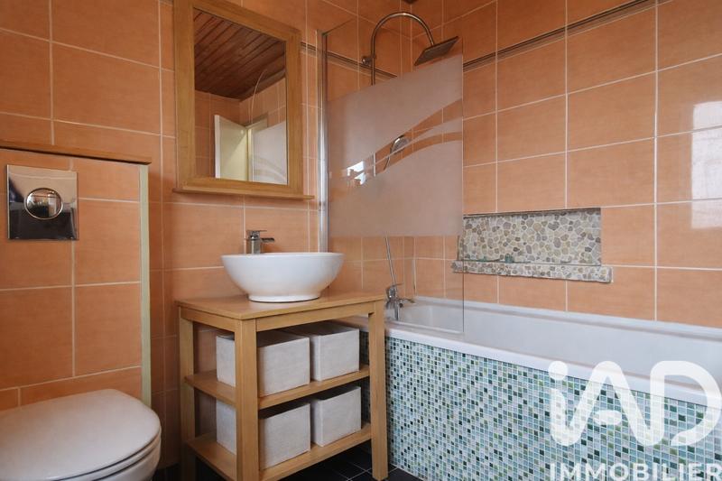 Maison - 95 m² - 4 pièces