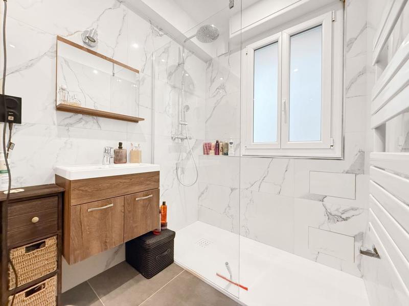 Studio - 30 m² - 2 pièces