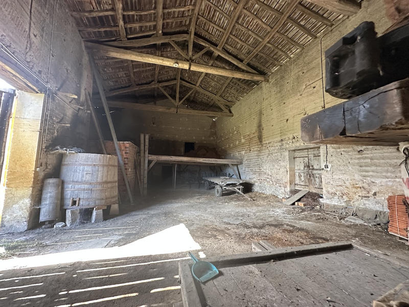 Maison - 220 m² - 7 pièces