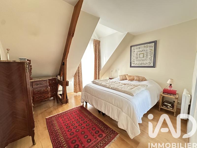 Appartement - 119 m² - 6 pièces