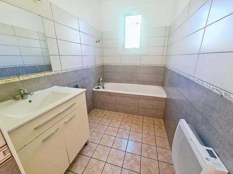 Maison - 93 m² - 5 pièces