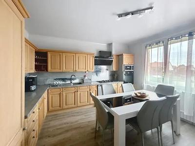 Villa - 152 m² - 6 pièces