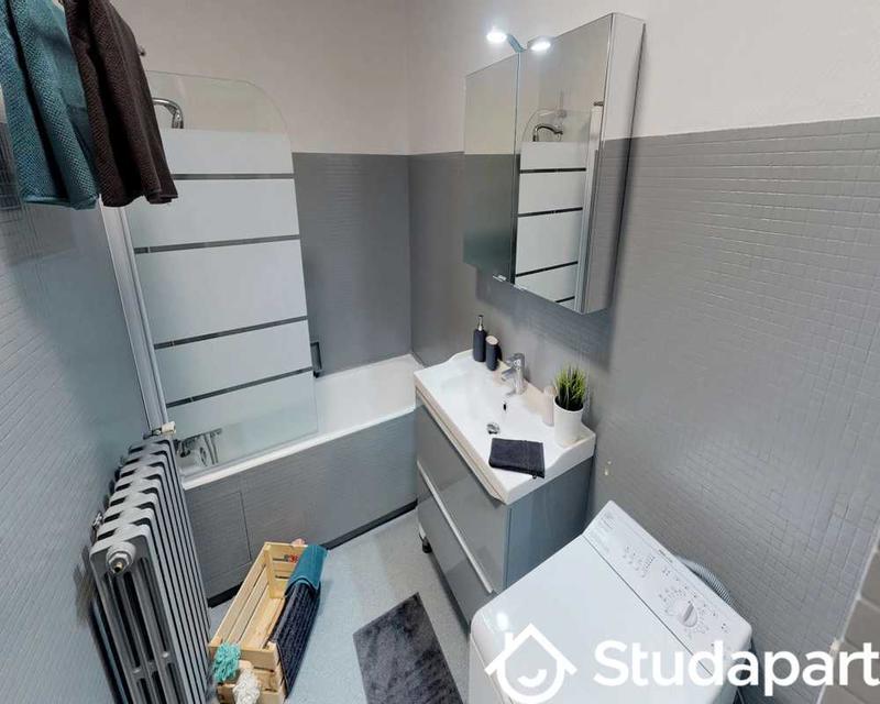 Chambre - 110 m² - 1 pièce