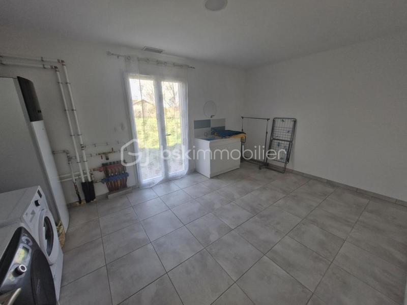 Maison traditionnelle - 325 m² - 7 pièces