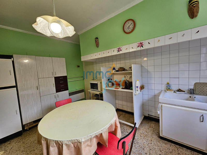 Maison - 93 m² - 4 pièces