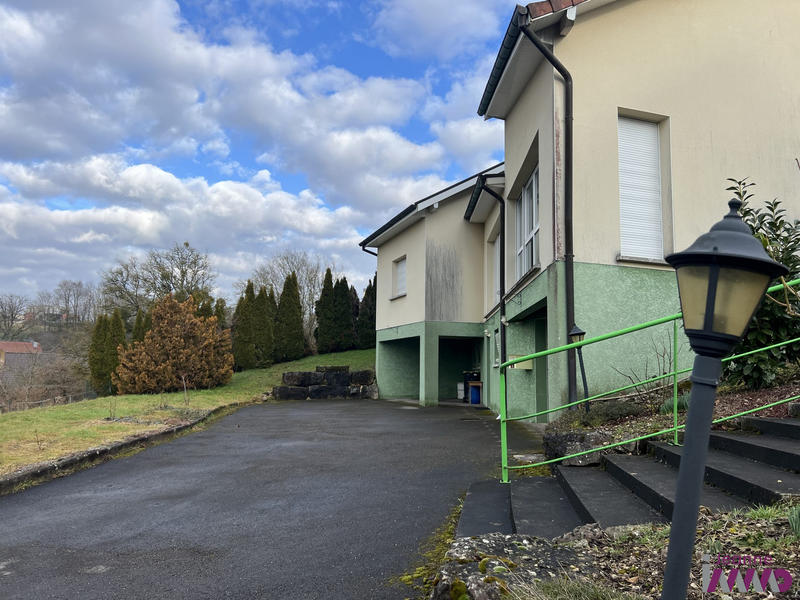 Maison - 190 m² - 4 pièces