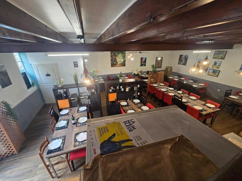 Local commercial - 400 m² - 4 pièces