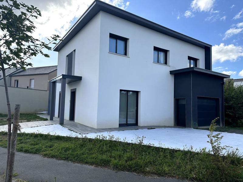 Maison - 150 m² - 6 pièces