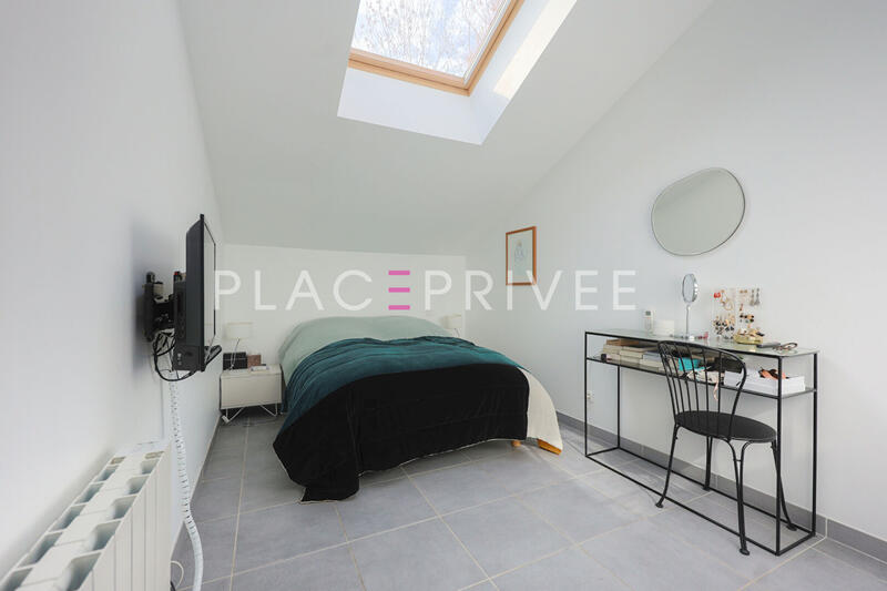 Appartement - 112 m² - 5 pièces