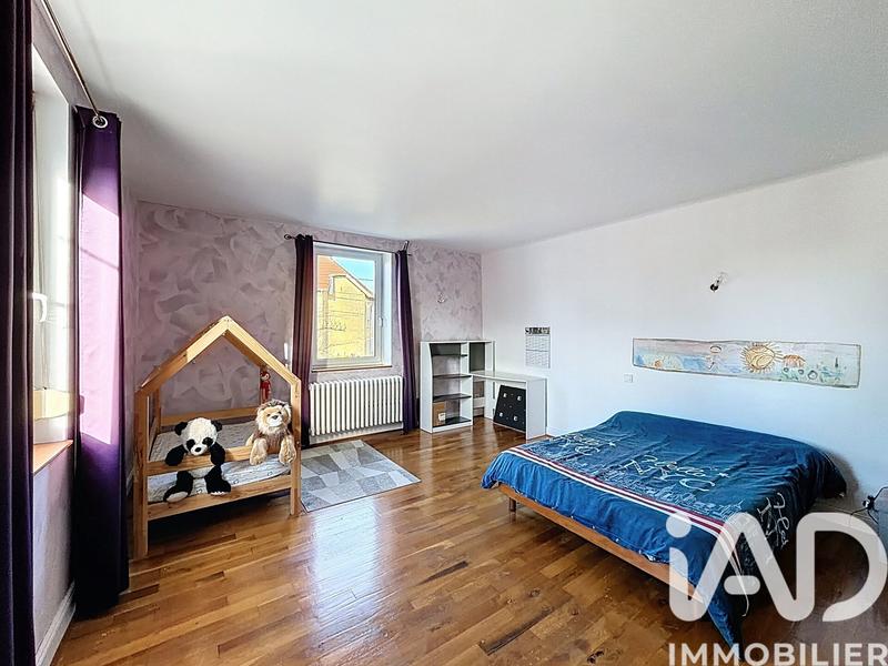 Maison - 283 m² - 8 pièces