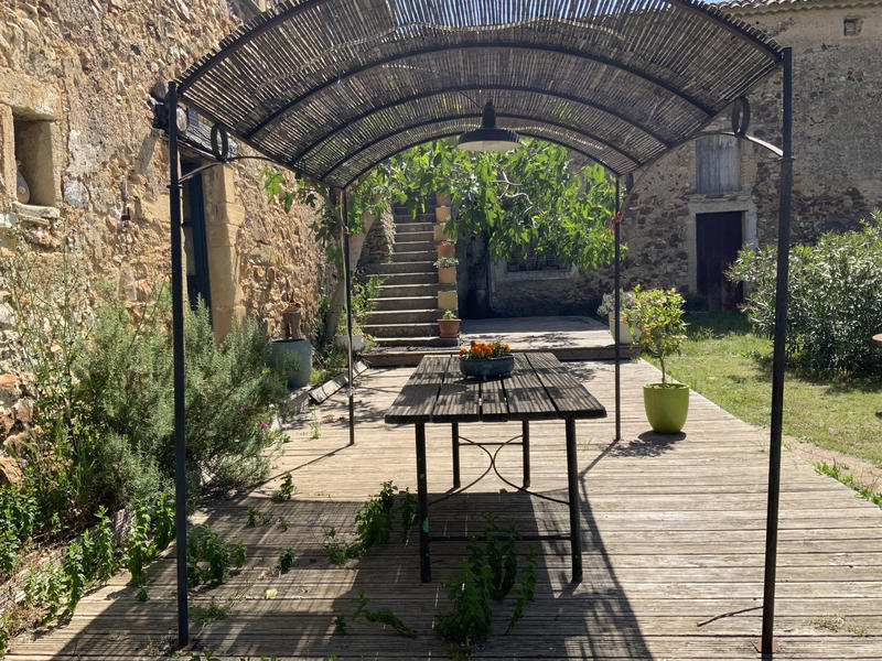 Maison - 300 m² - 5 pièces