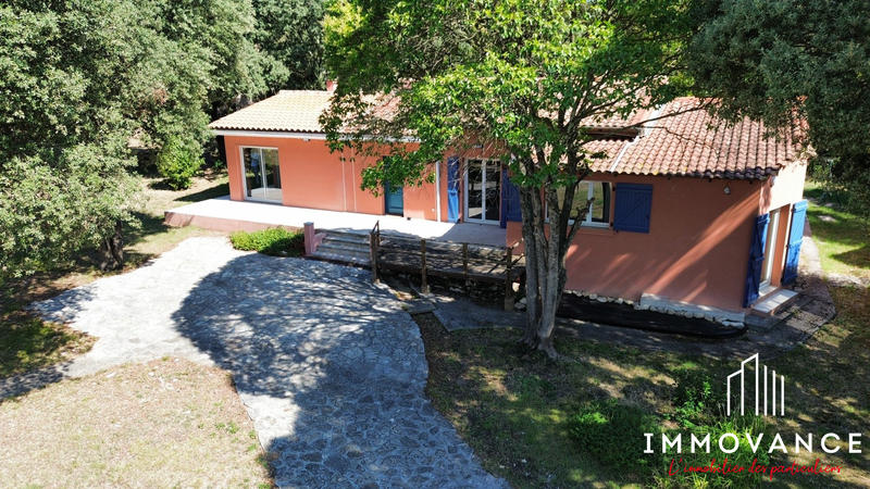 Villa - 191 m² - 7 pièces