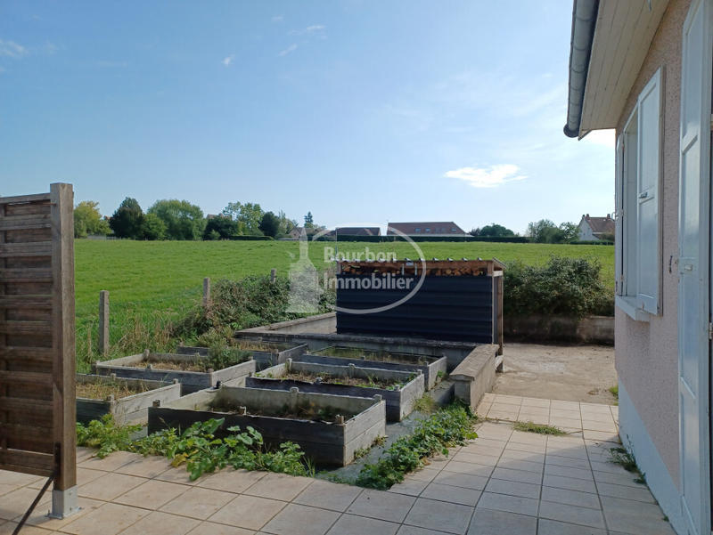 Maison - 96 m² - 5 pièces