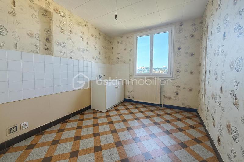 Appartement - 72 m² - 4 pièces