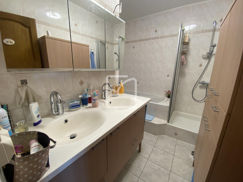 Maison - 145 m² - 5 pièces