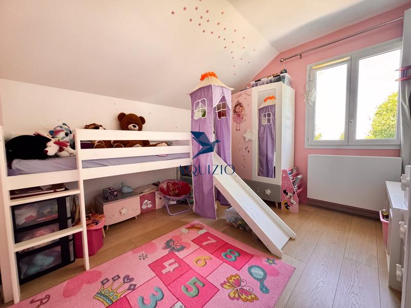 Maison - 179 m² - 6 pièces