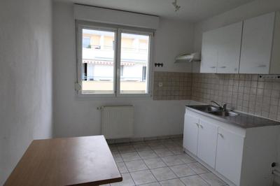 Appartement - 75 m² - 3 pièces