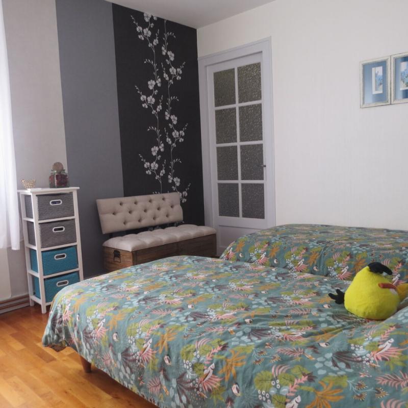 Maison de village - 200 m² - 11 pièces