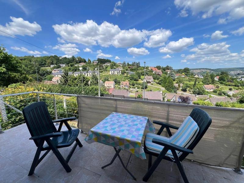 Maison - 167 m² - 6 pièces