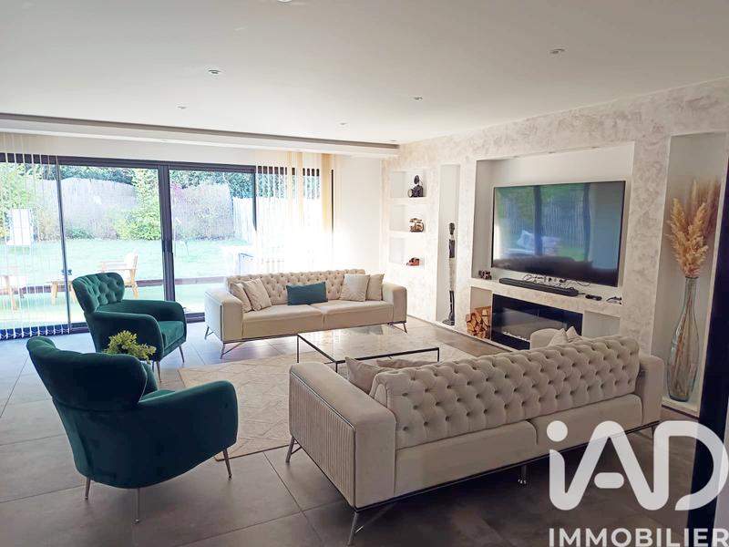 Maison - 147 m² - 6 pièces