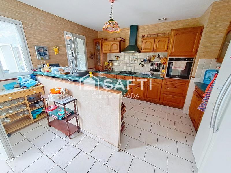 Maison - 180 m² - 7 pièces