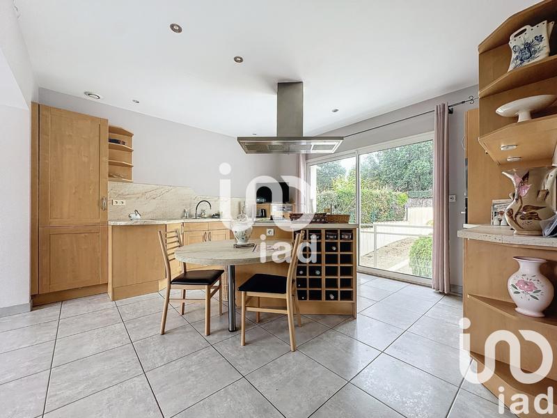 Maison - 224 m² - 5 pièces