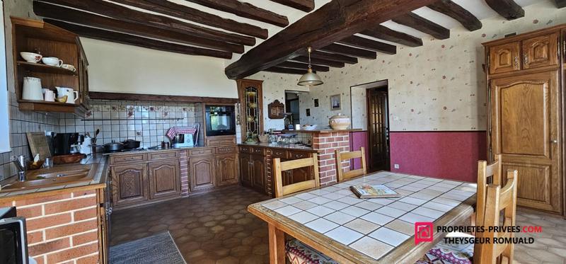 Maison - 200 m² - 7 pièces