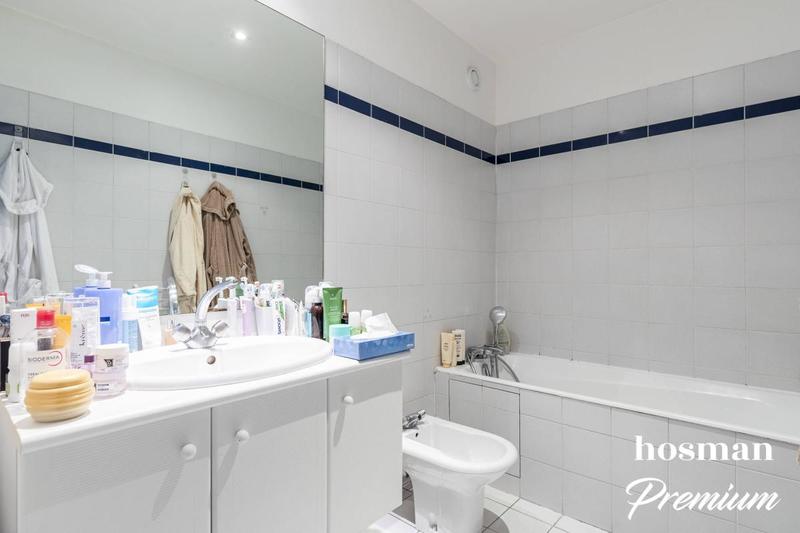 Appartement - 157 m² - 6 pièces