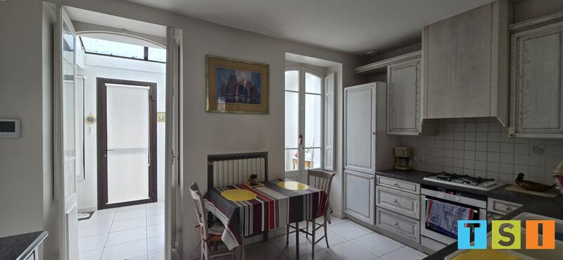 Maison - 138 m² - 5 pièces