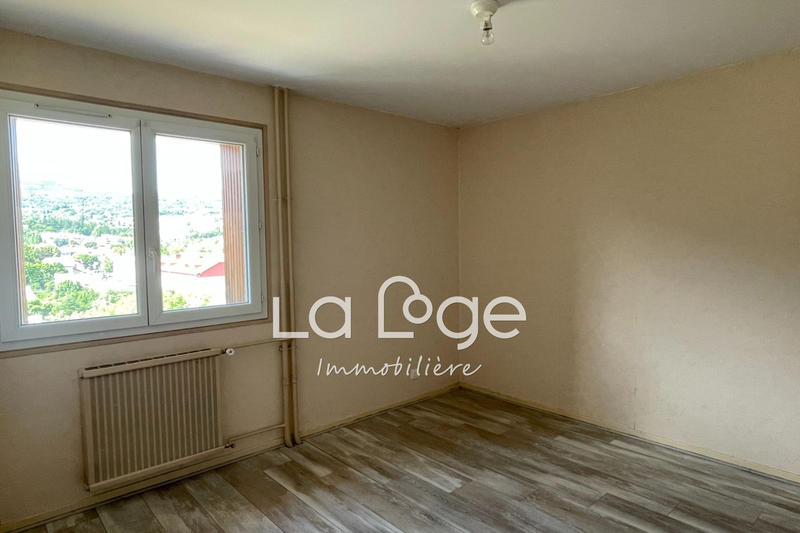 Appartement - 93 m² - 4 pièces