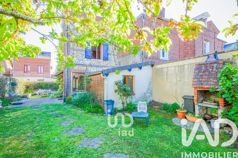 Maison - 80 m² - 4 pièces