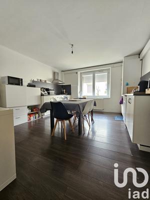 Appartement - 95 m² - 3 pièces