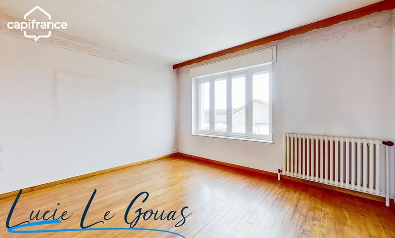 Maison - 190 m² - 8 pièces