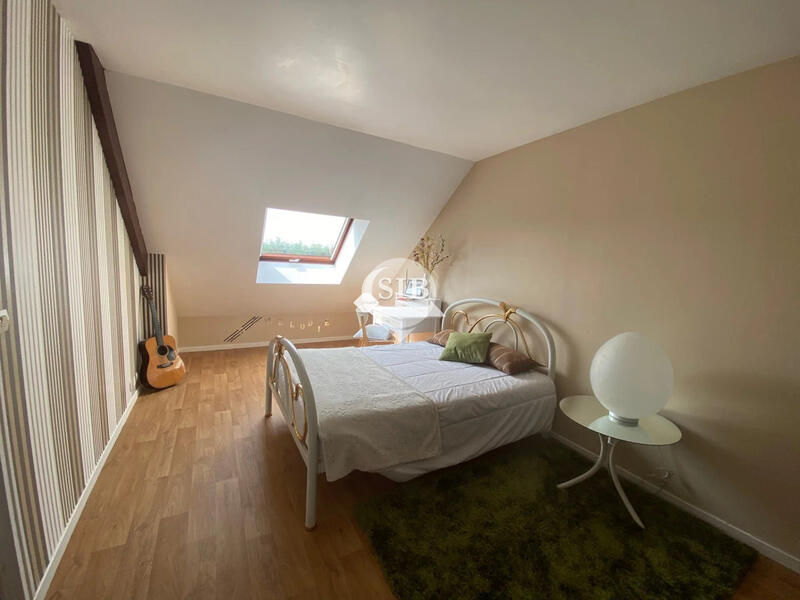 Maison - 100 m² - 6 pièces