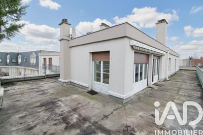 Appartement - 100 m² - 5 pièces