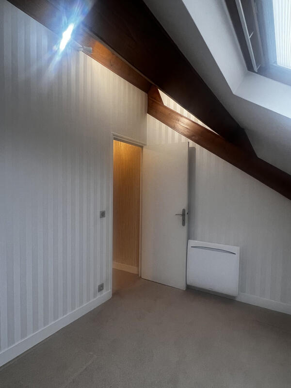 Maison - 200 m² - 6 pièces