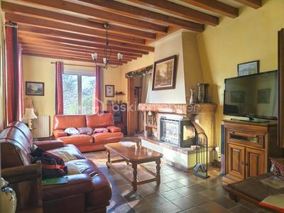 Maison traditionnelle - 187 m² - 7 pièces