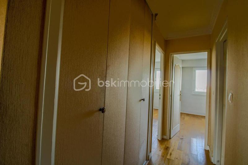 Appartement - 82 m² - 4 pièces