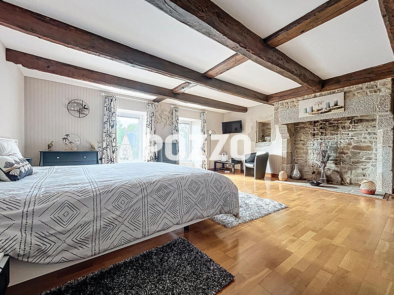 Maison - 676 m² - 17 pièces